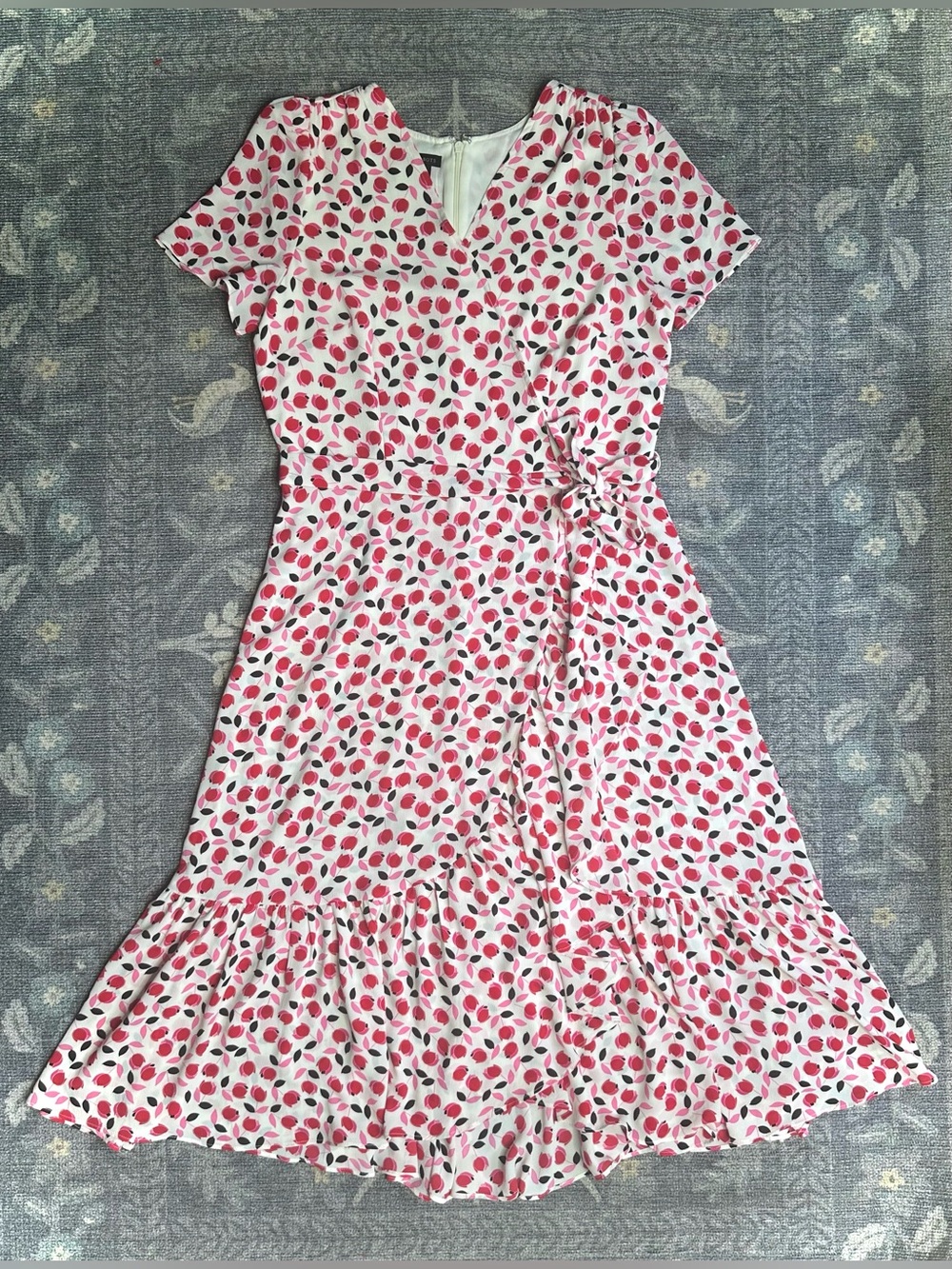 Talbots Cascade Wrap Red Pink Floral Print Wrap Tie Waist Ruffle Hem Dress Sz 10